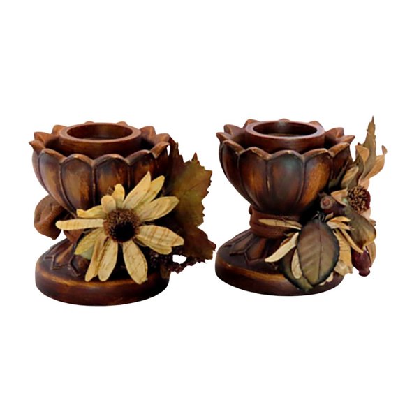 Vintage-style candlestick holders with handmade flower decor (Set of 2) - Picture 2 of 5